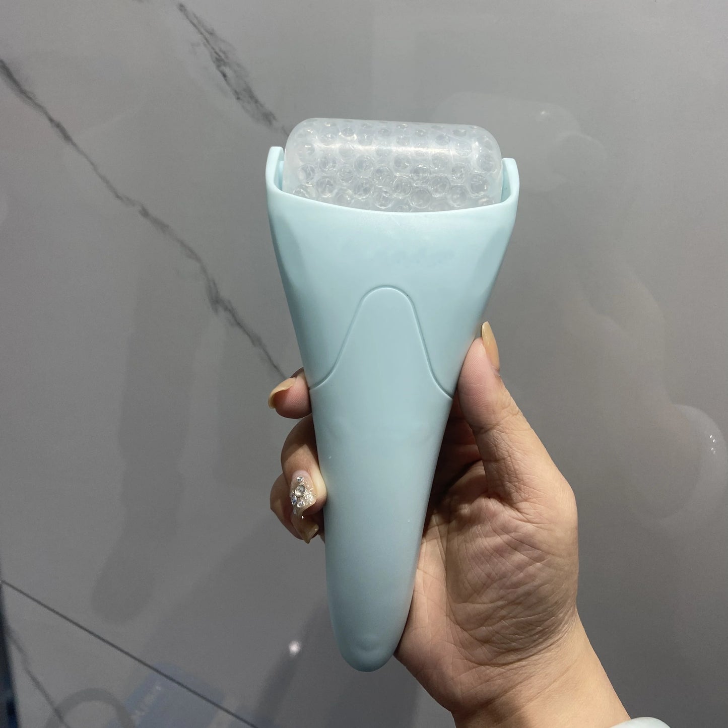 Large Facial Ice Roller – Cool, De-Puff & Sculpt Your Skin